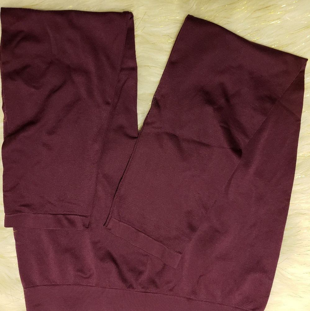 Purple leggings